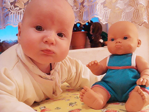 babies-and-look-alike-dolls-29__605.jpg
